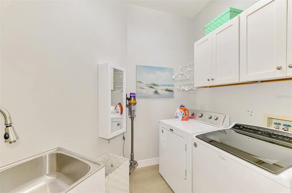 8731 52nd Drive E Bradenton FL 34211