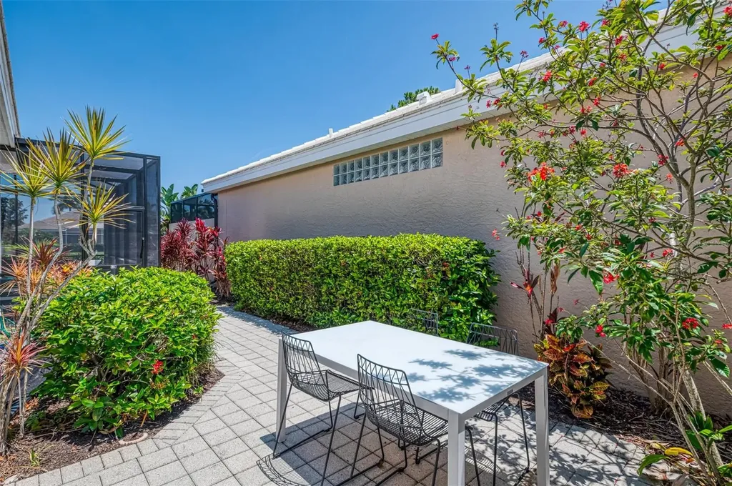 8731 52nd Drive E Bradenton FL 34211