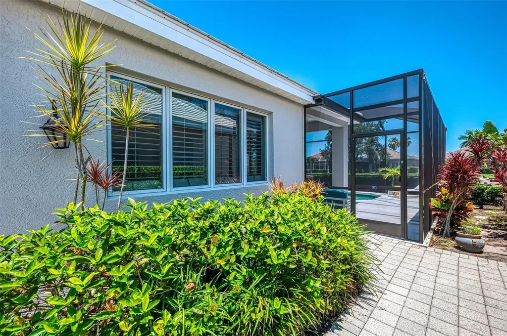 8731 52nd Drive E Bradenton FL 34211