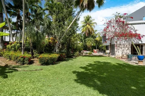 13 Pedrosa Street Garden Hills Guaynabo PR 00966