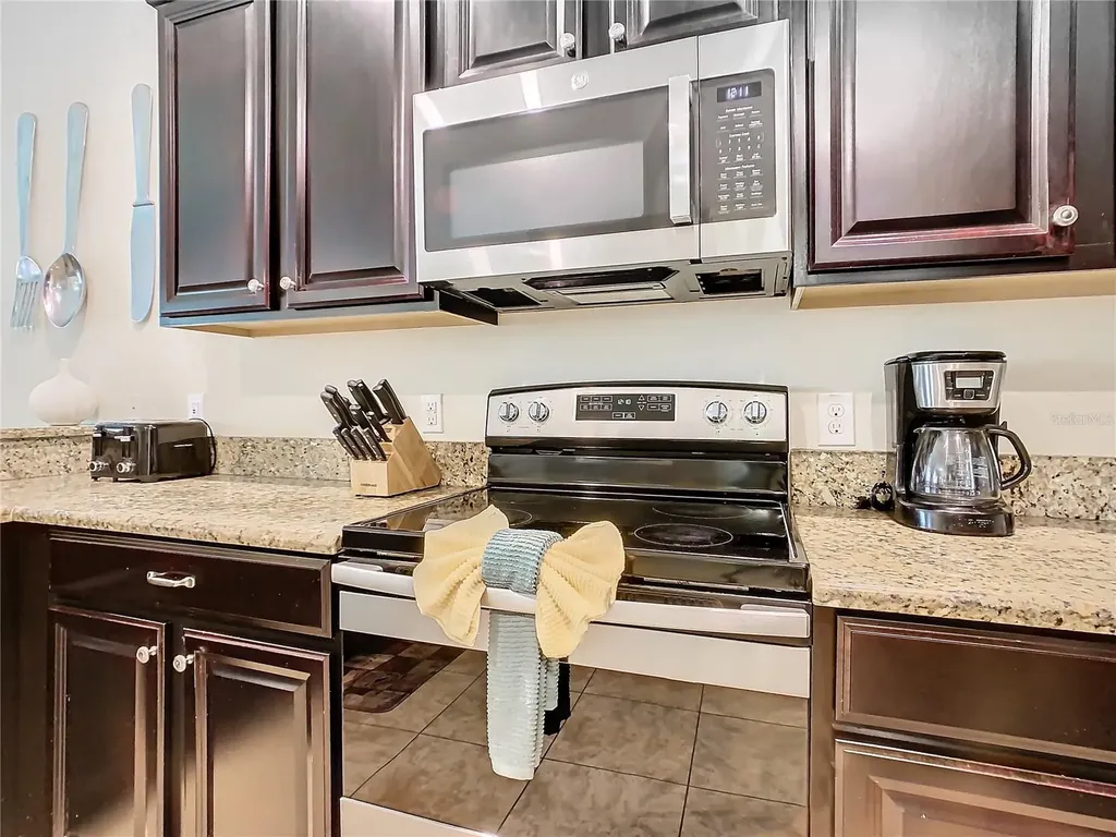 1478 Moon Valley Drive Davenport FL 33896
