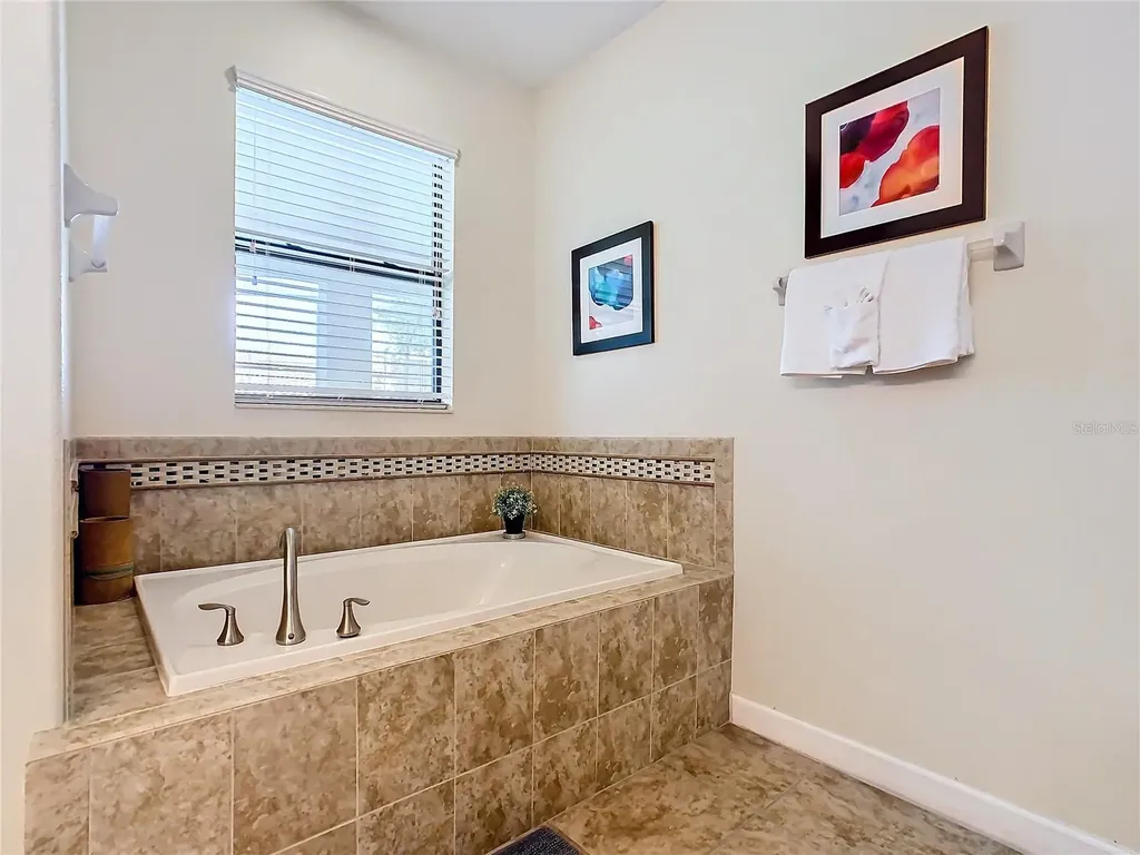 1478 Moon Valley Drive Davenport FL 33896