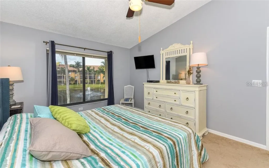 5652 Ashton Lake Drive Sarasota FL 34231