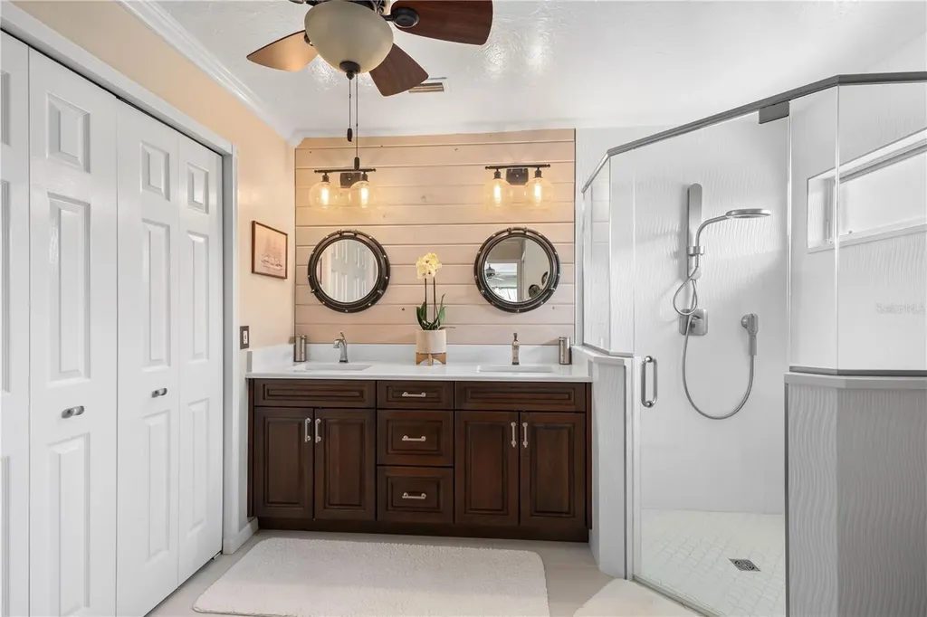 4222 Lanai Drive Sarasota FL 34241