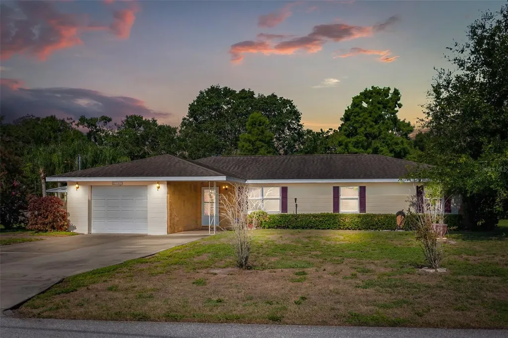 2757 Pine Acres Drive Lake Wales FL 33898