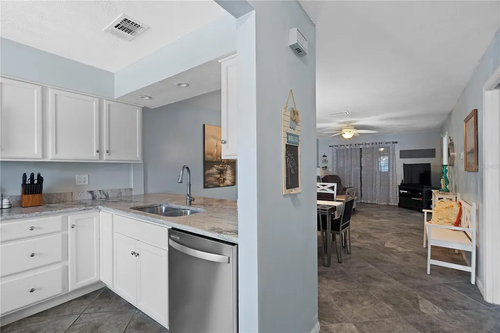 340 Causeway Boulevard Dunedin FL 34698