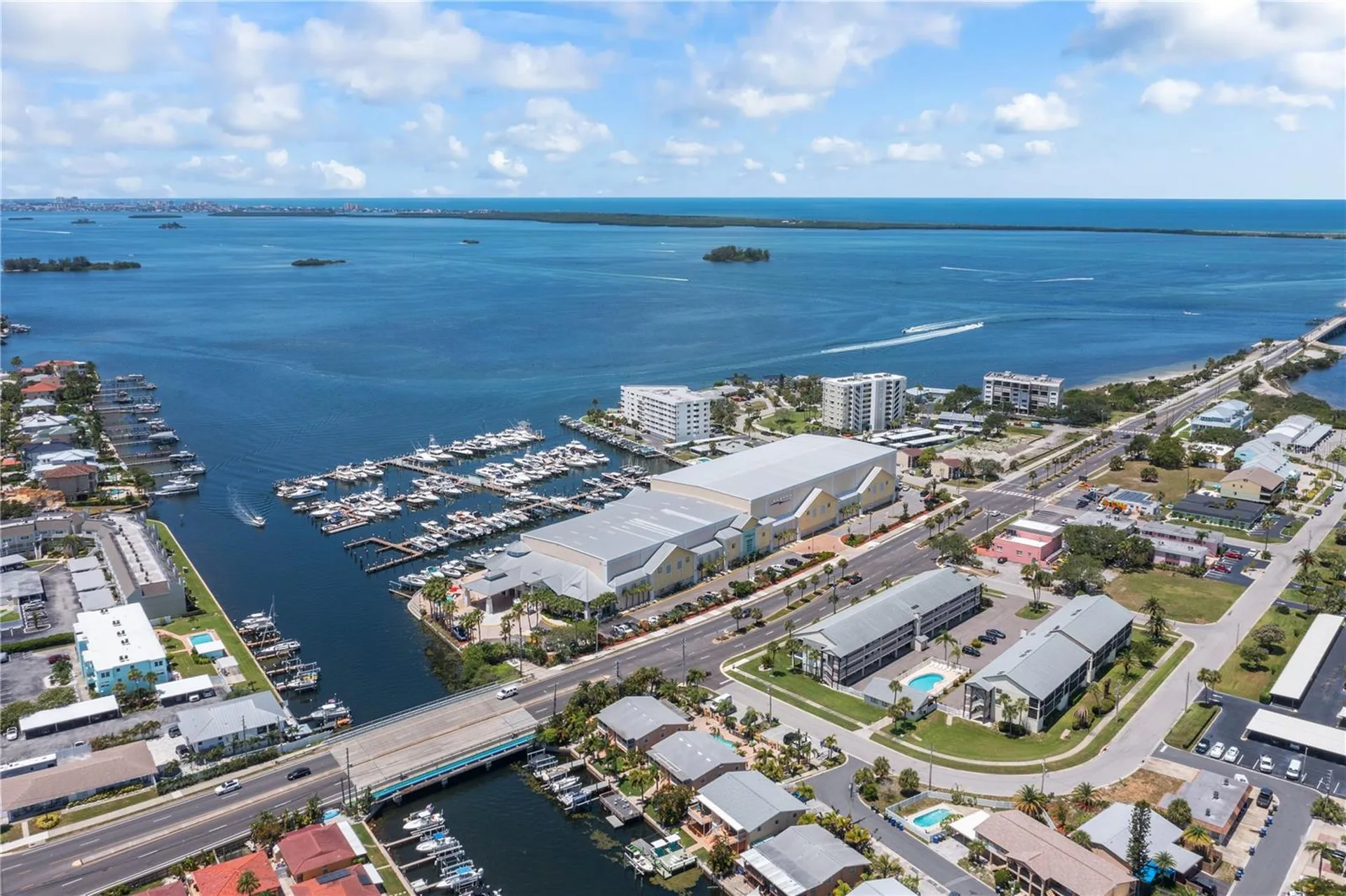 340 Causeway Boulevard Dunedin FL 34698