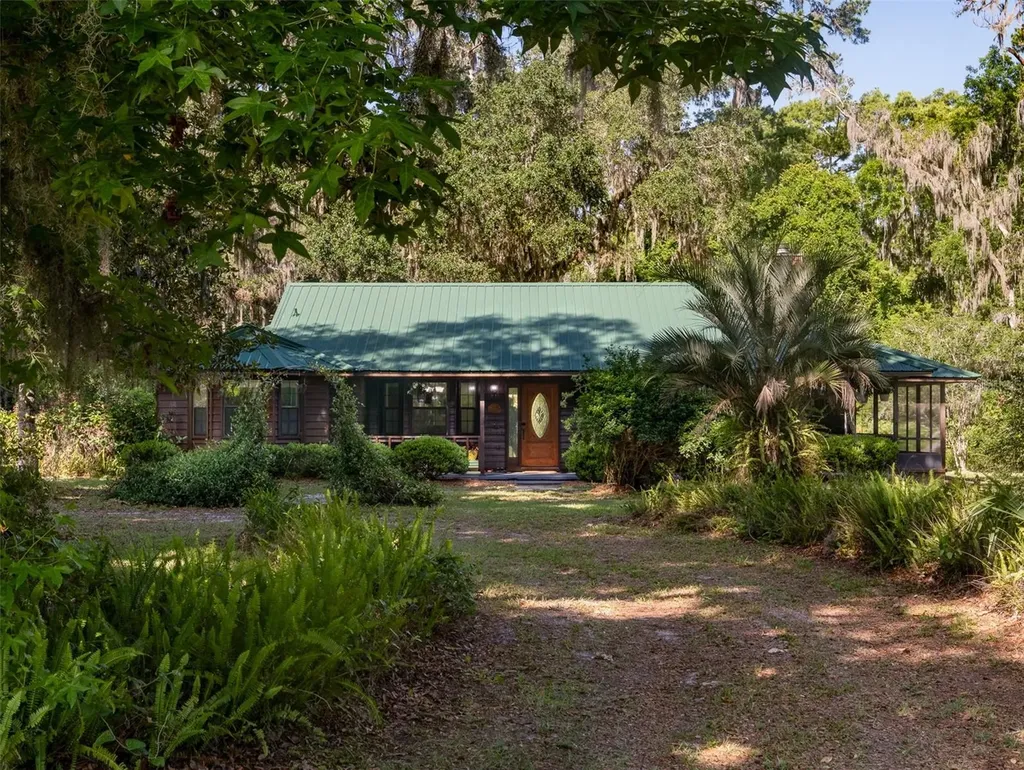 113 Myrtlewood Point Road East Palatka FL 32131