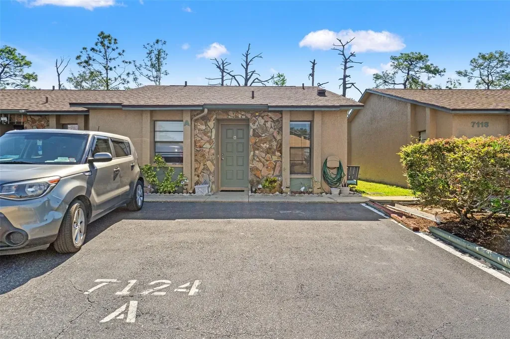 7124 Barclay Avenue Spring Hill FL 34609