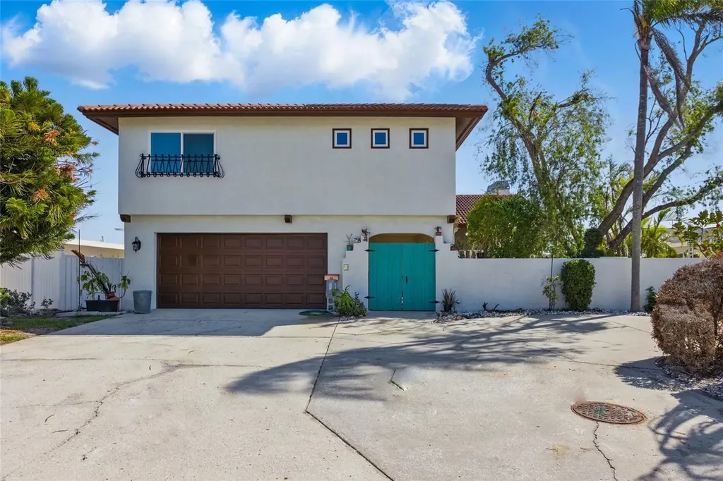 11285 8th Street E Treasure Island FL 33706