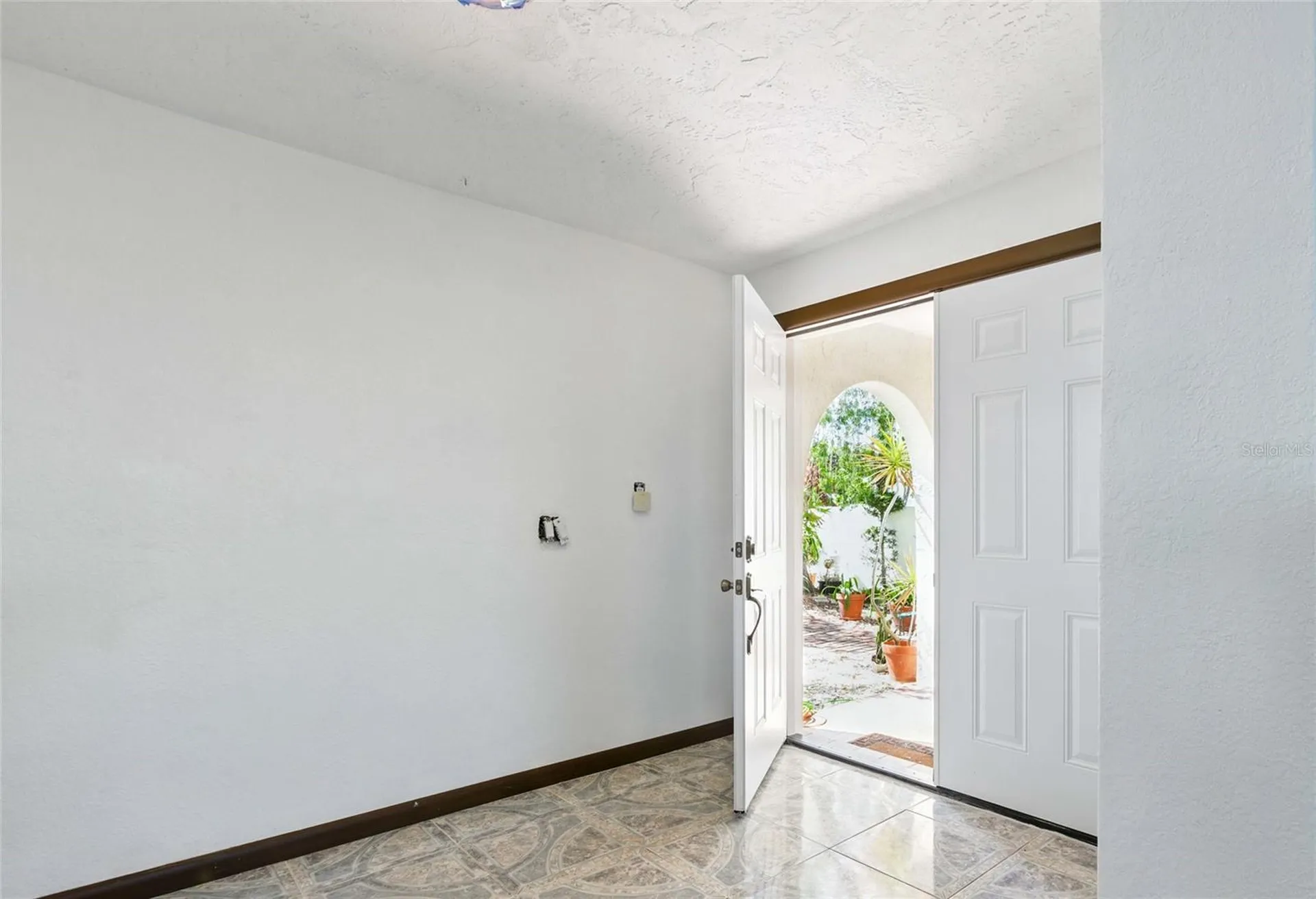 11285 8th Street E Treasure Island FL 33706