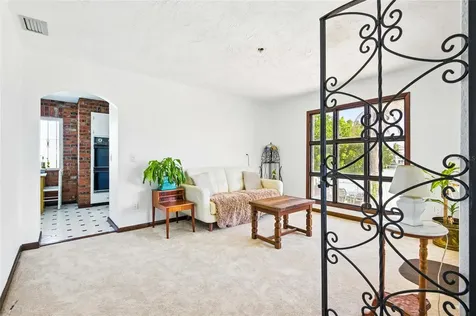 11285 8th Street E Treasure Island FL 33706