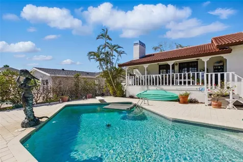 11285 8th Street E Treasure Island FL 33706