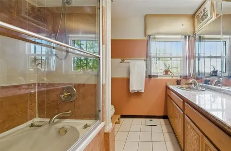 11285 8th Street E Treasure Island FL 33706