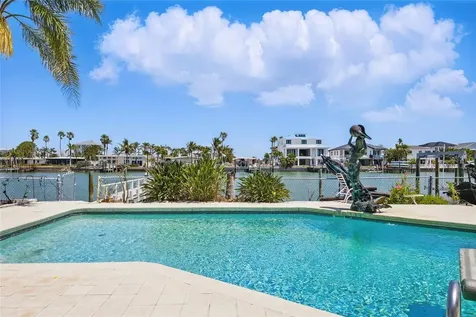 11285 8th Street E Treasure Island FL 33706