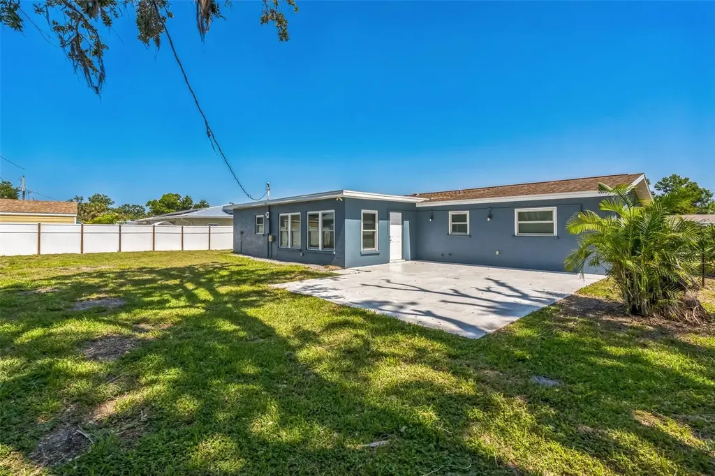 315 Dorchester Drive Venice FL 34293
