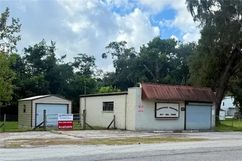 3903 Main Street Middleburg FL 32068