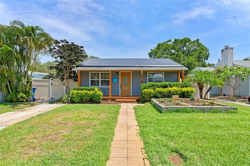 6183 5th Avenue S St Petersburg FL 33707