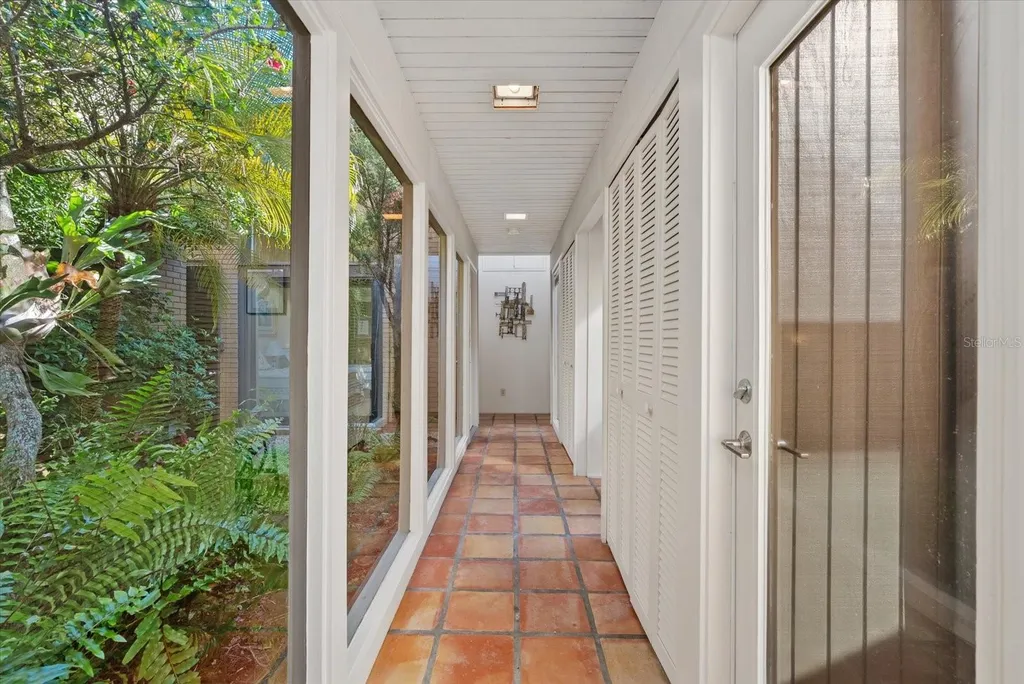 35 Sandy Cove Road Sarasota FL 34242