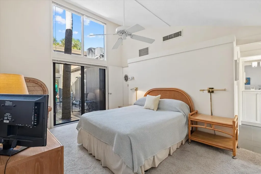 35 Sandy Cove Road Sarasota FL 34242