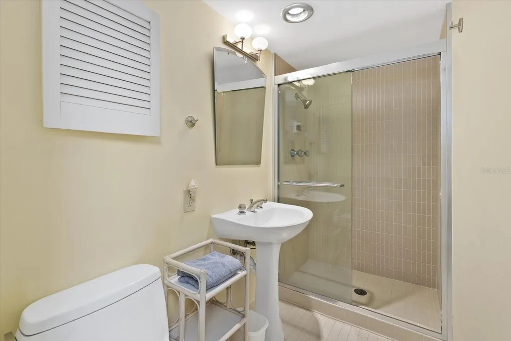 35 Sandy Cove Road Sarasota FL 34242
