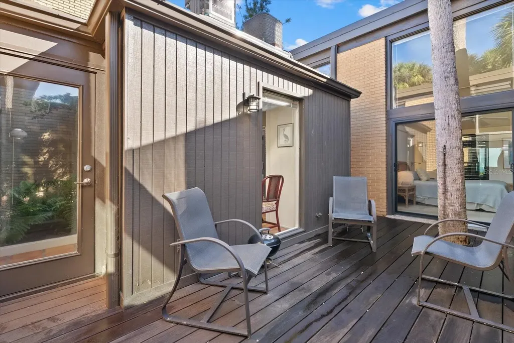 35 Sandy Cove Road Sarasota FL 34242