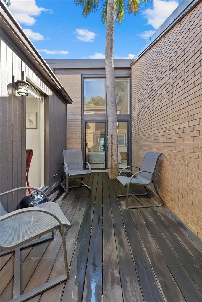 35 Sandy Cove Road Sarasota FL 34242