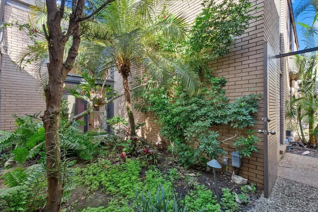 35 Sandy Cove Road Sarasota FL 34242