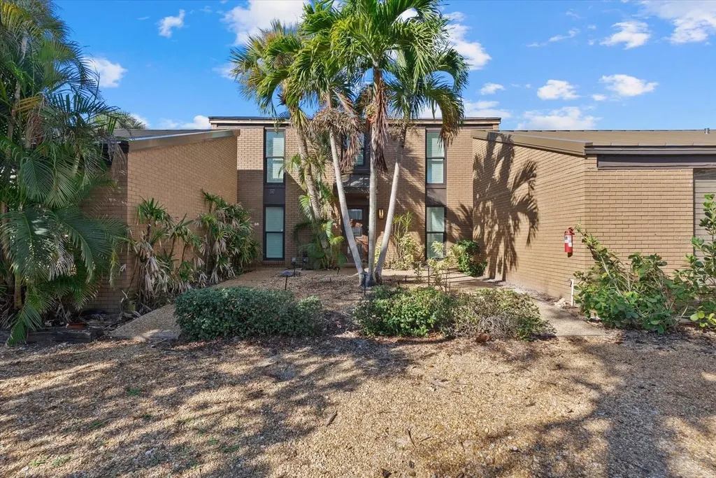 35 Sandy Cove Road Sarasota FL 34242