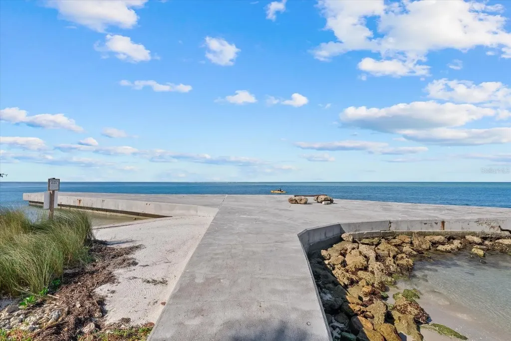 35 Sandy Cove Road Sarasota FL 34242