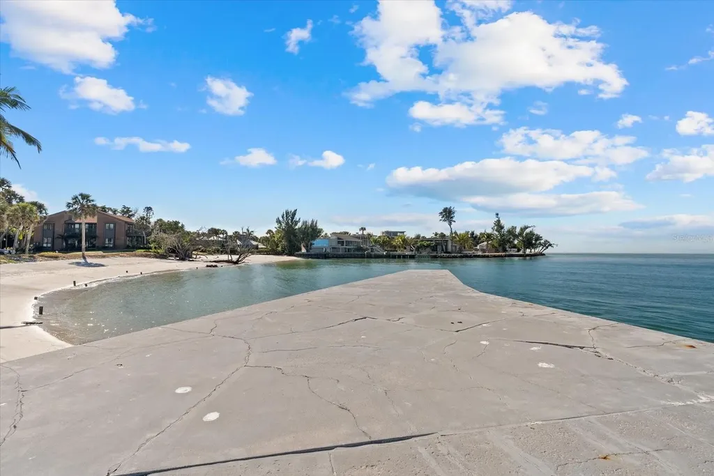 35 Sandy Cove Road Sarasota FL 34242