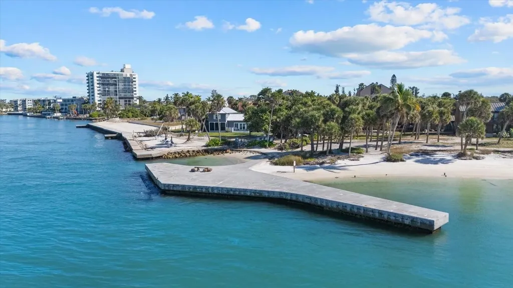 35 Sandy Cove Road Sarasota FL 34242