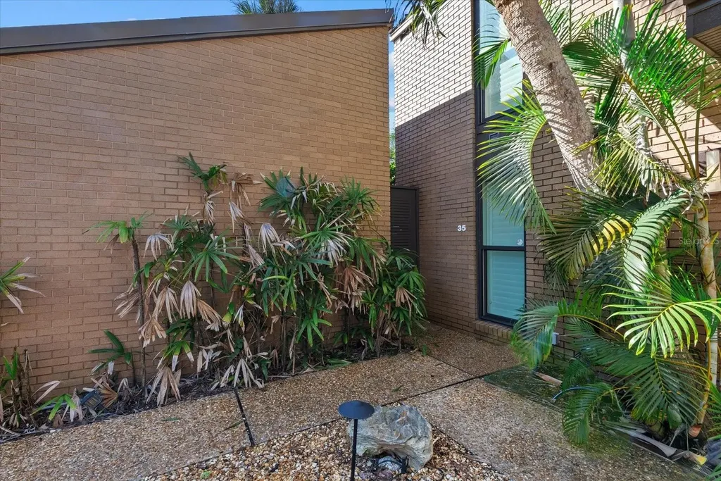 35 Sandy Cove Road Sarasota FL 34242