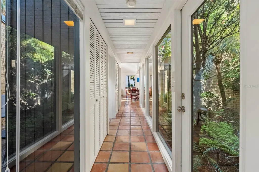 35 Sandy Cove Road Sarasota FL 34242