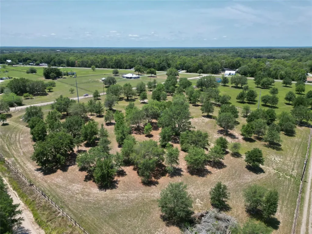 Tbd SE 55th Place Ocklawaha FL 32179