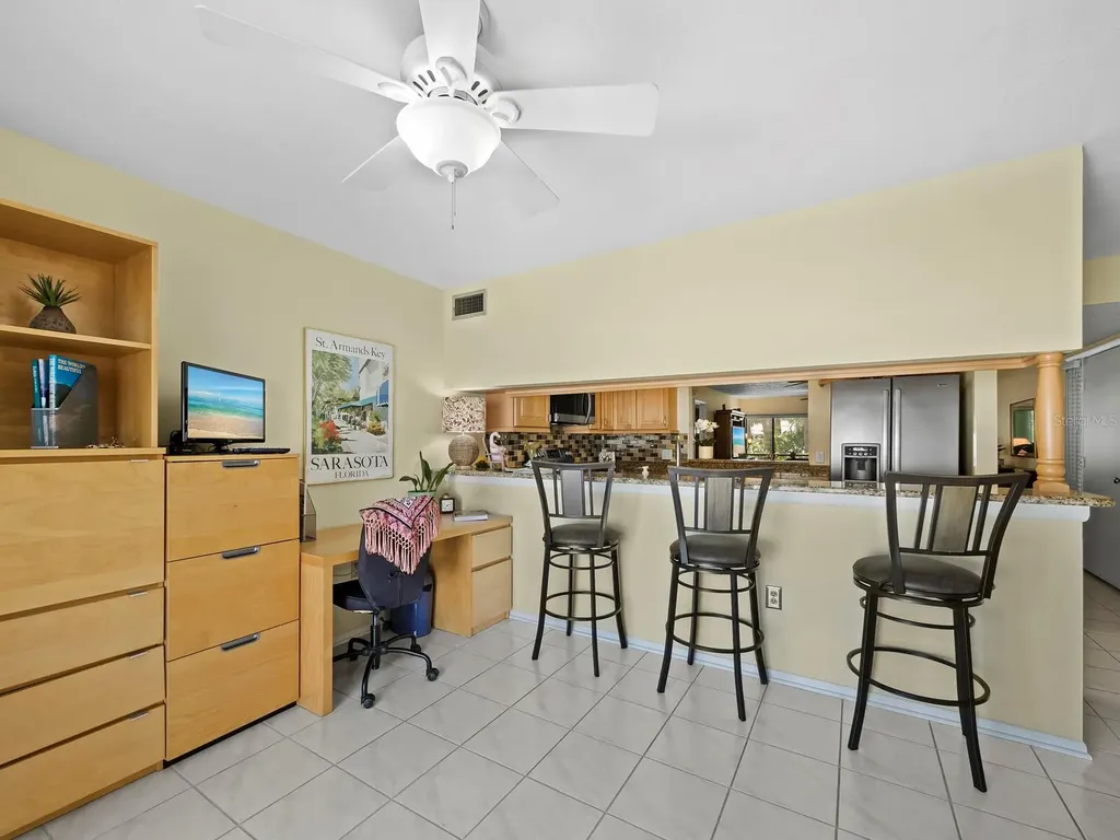 6110 Country Club Way Sarasota FL 34243