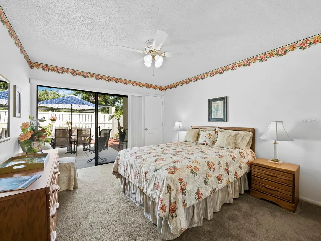 6110 Country Club Way Sarasota FL 34243