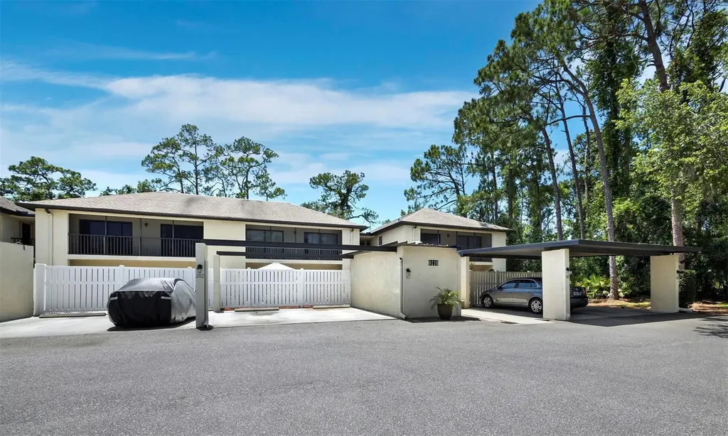 6110 Country Club Way Sarasota FL 34243