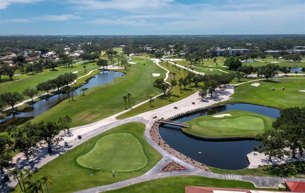 6110 Country Club Way Sarasota FL 34243