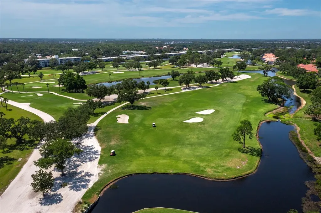 6110 Country Club Way Sarasota FL 34243