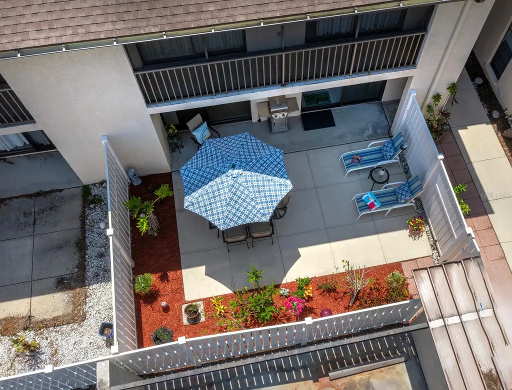 6110 Country Club Way Sarasota FL 34243