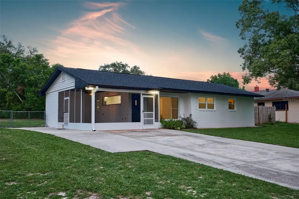 841 S Michigan Avenue Groveland FL 34736