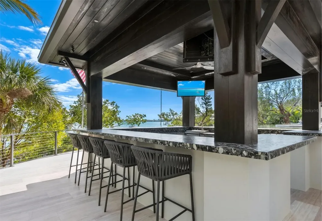 3799 Flamingo Avenue Sarasota FL 34242