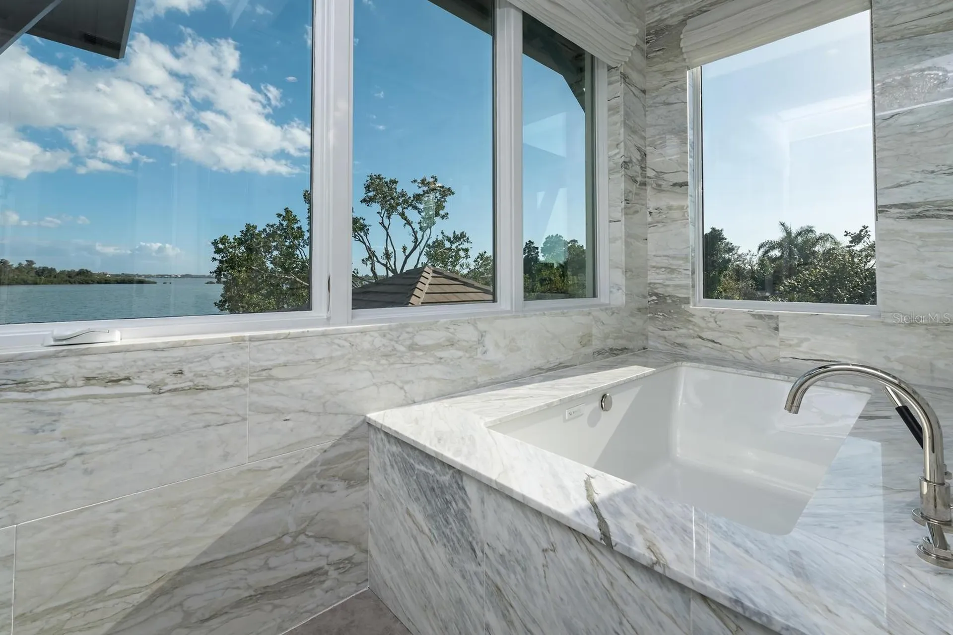 3799 Flamingo Avenue Sarasota FL 34242