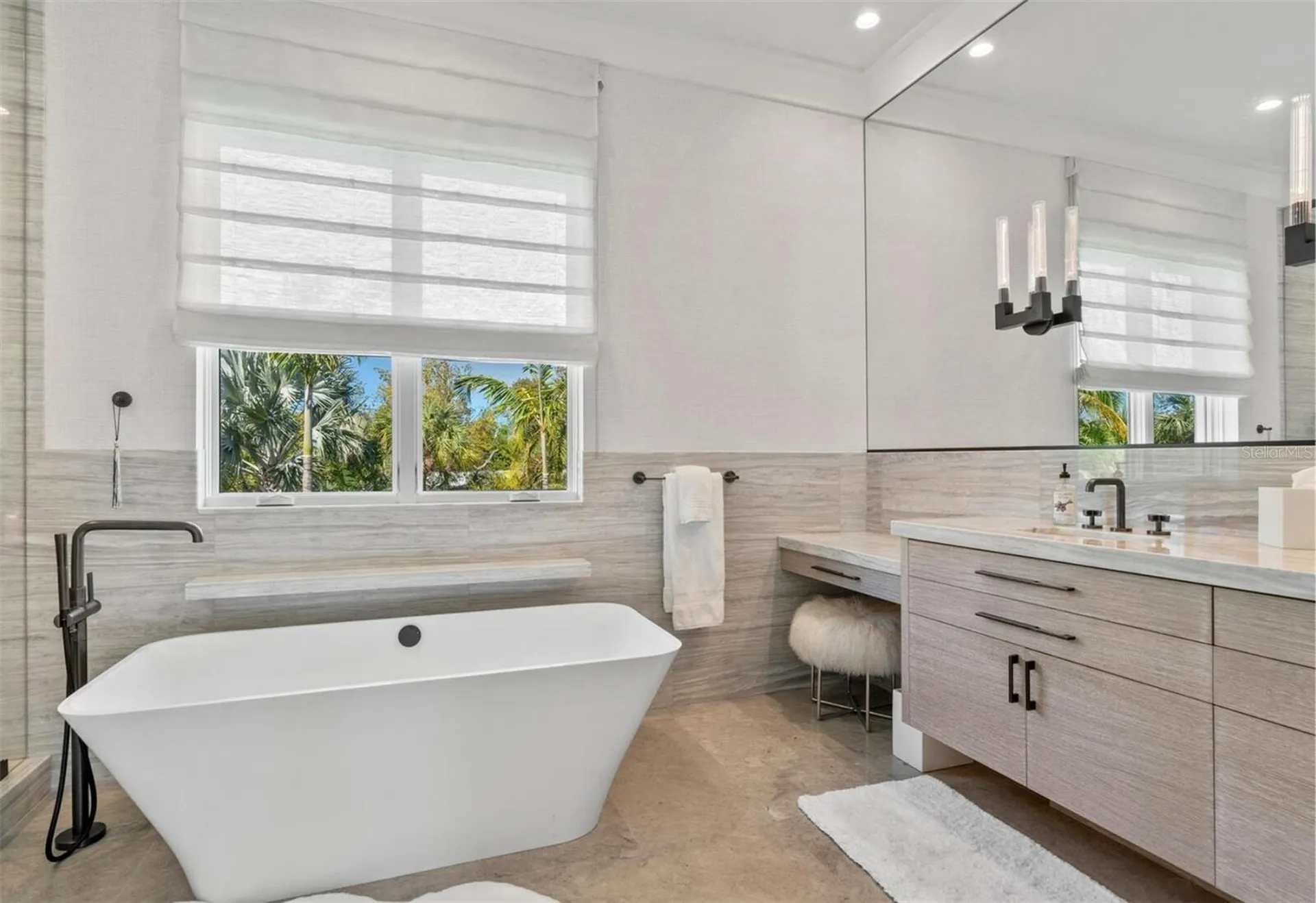 3799 Flamingo Avenue Sarasota FL 34242