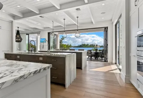 3799 Flamingo Avenue Sarasota FL 34242