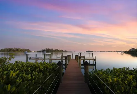 3799 Flamingo Avenue Sarasota FL 34242