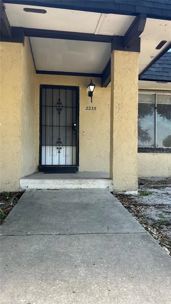 2235 Silver Pines Place Orlando FL 32808