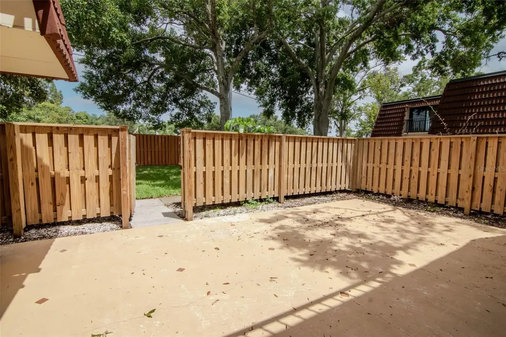 2725 11th Court Palm Harbor FL 34684