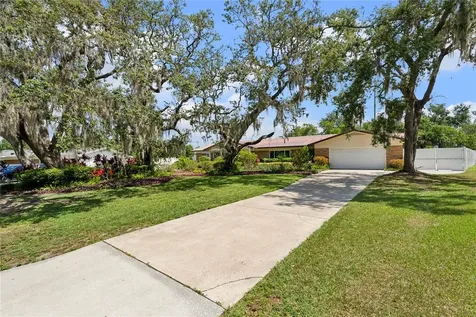 708 Westwood Circle Brandon FL 33511